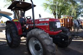 Entrega de equipamentos agrícolas fortalecem o desenvolvimento rural de Boa Vista do Tupim