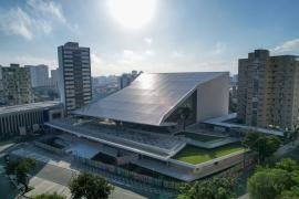 Jerônimo Rodrigues visita obra do Teatro Castro Alves, que reabre ao público em 1º de julho