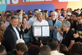 Em Vitória da Conquista, Jerônimo Rodrigues entrega e autoriza mais de R$ 600 milhões em investimentos para Sudoeste baiano