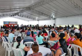Famílias da Lagoa Grande são beneficiadas com títulos de regularização fundiária, em Feira de Santana