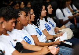Agosto da Juventude orienta estudantes da rede pública 
