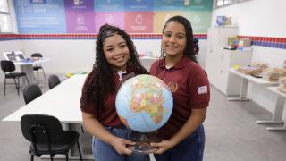 Escola de tempo integral em Teofilândia