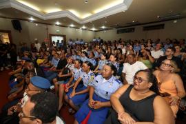 Em Salvador, estudantes do CPM Lobato transformam sentimentos e experiências em obras de arte