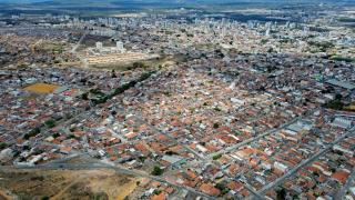 Estado da Bahia entrega 91 viaturas para região sudoeste e autoriza mais de R$ 56 milhões em novas obras