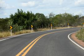 Recuperação de Rodovias em São Domingos e Valente
