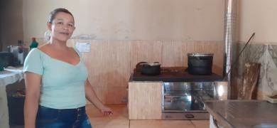 Katia (2) - Fogões ecológicos preservam meio ambiente e geram economia e saúde