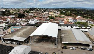 Tapiramutá_cobertura de feira