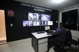Central de Videomonitoramento com Reconhecimento Facial e de Placas Veiculares em Maraú
