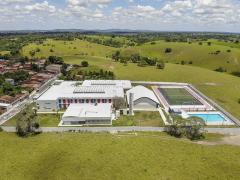 Em seis meses, Estado entrega 16 colégios de tempo integral