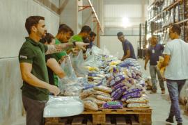 Montagem de cestas básicas para o Bahia Sem Fome