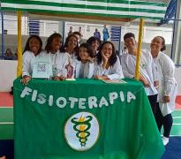 Estudantes vivenciam práticas de diferentes profissões como incentivo ao ingresso ao Ensino Superior