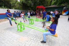 Escola de São Tomé de Paripe recebe Praça da Ciência, com equipamentos lúdico-científicos e inclusivos