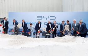 BYD predra fundamental autoridades jogando areia