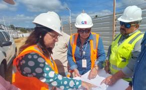 CTB vistoria obra da passarela do Bairro da Paz