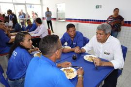 Jiquiriçá recebe escola em tempo integral; delegacia e companhia da PM também foram inauguradas
