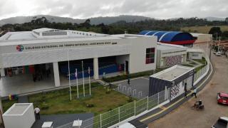 Jiquiriçá recebe escola em tempo integral; delegacia e companhia da PM também foram inauguradas