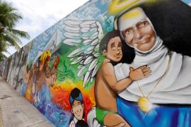 Monumento é inaugurado em comemoração à canonização de Dulce dos Pobres