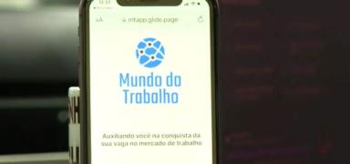 Colégio implanta núcleo de aplicativos e estudantes criam app para elaborar currículos