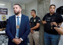 PC desarticula laboratório de drogas em Ipitanga e faz apreensões em condomínio de luxo de Lauro de Freitas