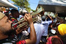 Governador entrega reforma do mercado municipal de Itacaré, inaugura obras e autoriza novos investimentos