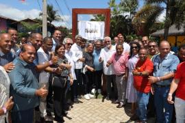 Governador entrega reforma do mercado municipal de Itacaré, inaugura obras e autoriza novos investimentos