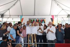 Governador entrega reforma do mercado municipal de Itacaré, inaugura obras e autoriza novos investimentos