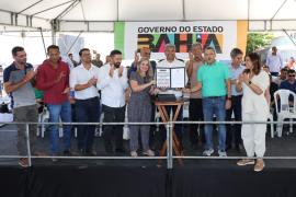 Em Feira da Mata, Jerônimo entrega reforma de unidade de saúde e obras de desenvolvimento urbano