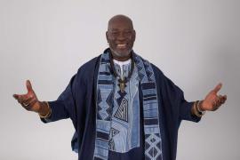 Domingo no TCA Especial Consciência Negra terá Lazzo Matumbi como anfitrião