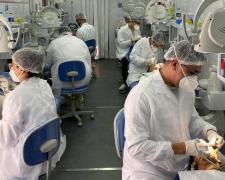 Odontomóvel beneficia 173 mil estudantes e chega a mais sete municípios do interior, nesta semana