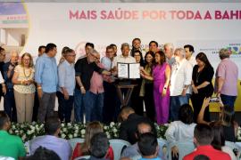 Ao lado da ministra, governador anuncia mais investimentos para a saúde de Vitória da Conquista