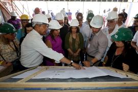 Ao lado da ministra, governador anuncia mais investimentos para a saúde de Vitória da Conquista