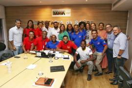 Secretária da Saúde da Bahia se reúne com agentes comunitários de saúde e agentes de combate às endemias