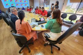 Secretária da Saúde da Bahia se reúne com agentes comunitários de saúde e agentes de combate às endemias