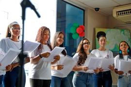 Coral da Secom se apresenta no Hospital Estadual 2 de Julho, em Salvador