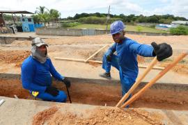 Obra de duplicação de via que facilita acesso ao estádio Barradão é iniciada