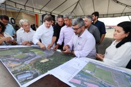 Obra de duplicação de via que facilita acesso ao estádio Barradão é iniciada