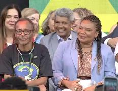 Governador Jerônimo participa de celebração do Natal dos Catadores, ao lado do presidente Lula