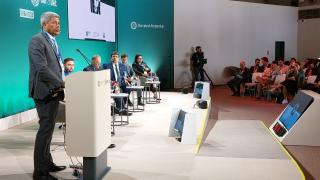 “Não há perspectiva de resolver o problema ambiental sem tratar da fome”, afirma Jerônimo em estreia na COP28