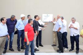 Paulo Afonso recebe sistemas de abastecimento e unidade de policiamento do Estado