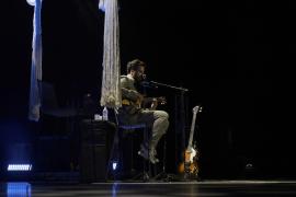 Ação solidária do Programa Bahia Sem Fome marca show de Daniela Mercury com o filho Gabriel