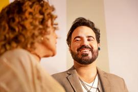 Ação solidária do Programa Bahia Sem Fome marca show de Daniela Mercury com o filho Gabriel