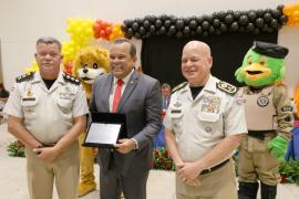 PM forma 966 crianças e adolescentes em programa educacional de resistência às drogas