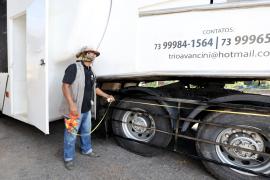 Detran fará teste de alcoolemia em motoristas de trio elétrico antes e depois dos desfiles nos circuitos do Carnaval