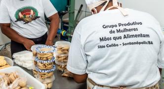 Nova unidade de beneficiamento de mandioca vai ampliar renda de grupo de mulheres em Santanópolis