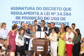 Governo sanciona lei que proíbe pistolas de água no Carnaval e em festas populares