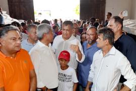 Governo atua no combate à seca em 195 municípios baianos; serão distribuídas 212 mil sacas de milho para alimentação animal