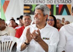 Governo atua no combate à seca em 195 municípios baianos; serão distribuídas 212 mil sacas de milho para alimentação animal