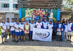 Delegação baiana de canoagem viaja para competição nacional com apoio da Sudesb