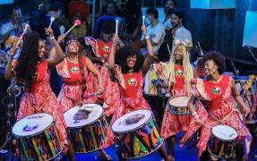 Em homenagem ao pai do reggae, Concha Negra recebe show “Adão Canta Bob”