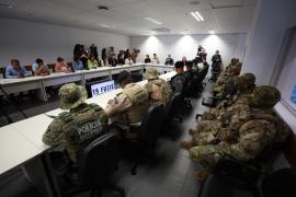 Ações das forças de segurança resultam na apreensão de fuzil, granada, submetralhadora e pistolas em Salvador